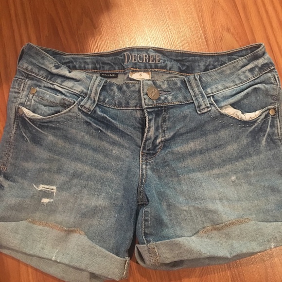 Decree Shorts Lot/2 - Picture 2 of 7